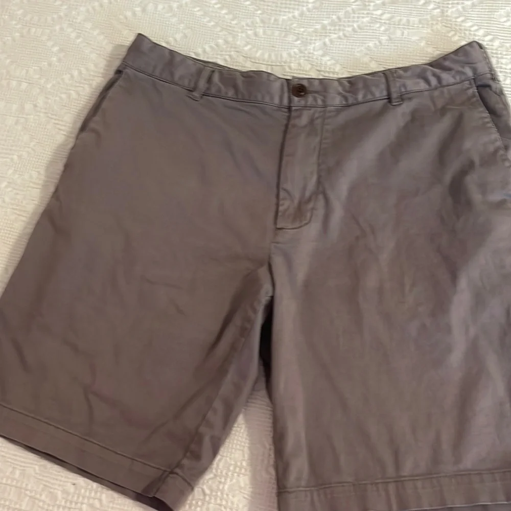 Faherty Mens Shorts 9 inch grey Sz 33 cotton
